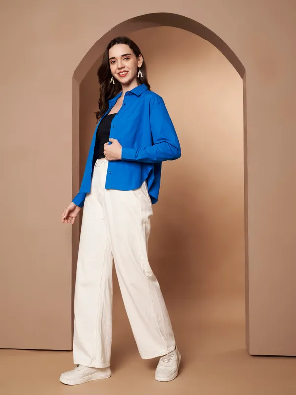 Women_Solid_Blue_Spread_Collar_Button-Down_Casual_Shirt