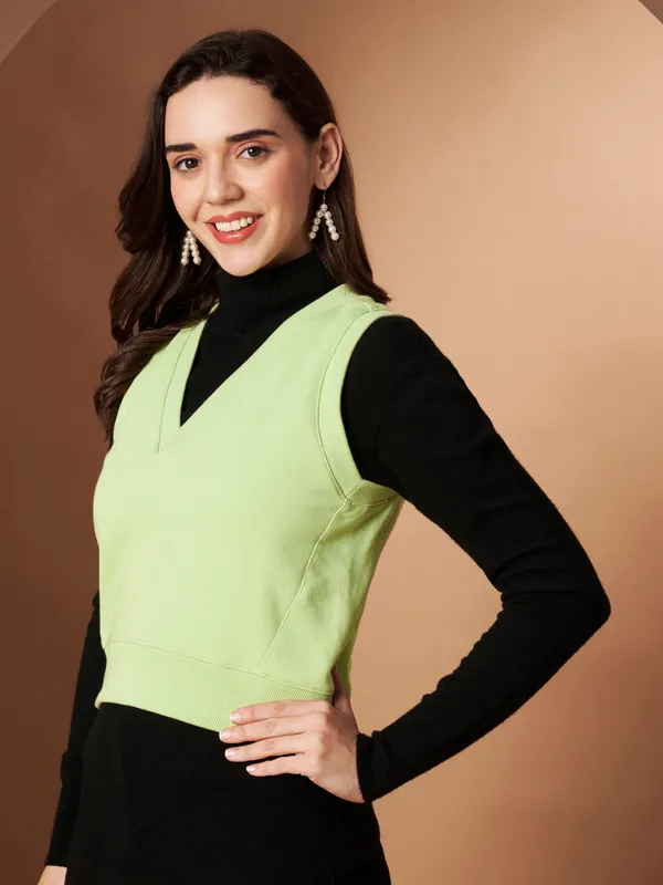 Women�s_100%_Cotton_V-Neck_Winter_Sweater_Vest