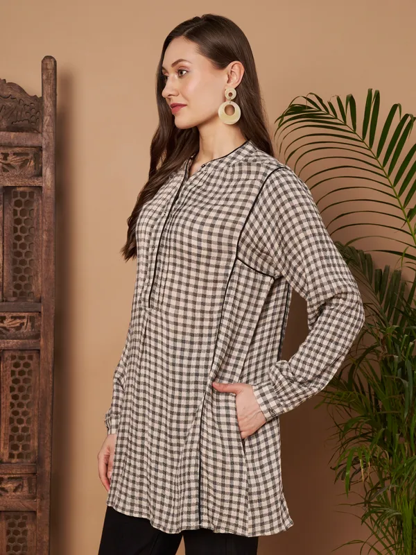 Women�s_Cotton_Checkered_Long_Sleeve_Kurti