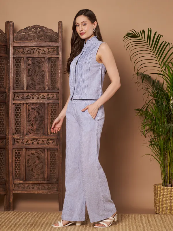 Women�s_Blue_Striped_Cotton_Co-ord_Set