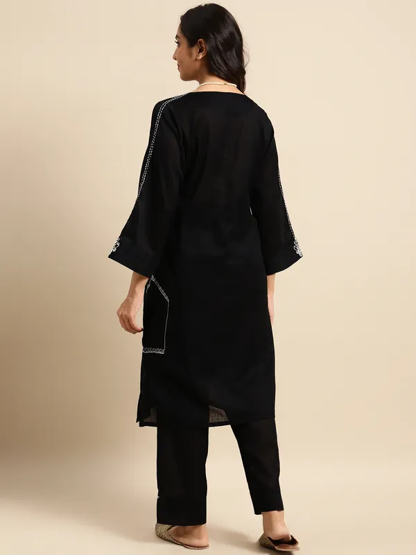 Black_Cage_Embroidered_Cotton_Kurta_with_Embroidered_Pant_-_Set_of_2