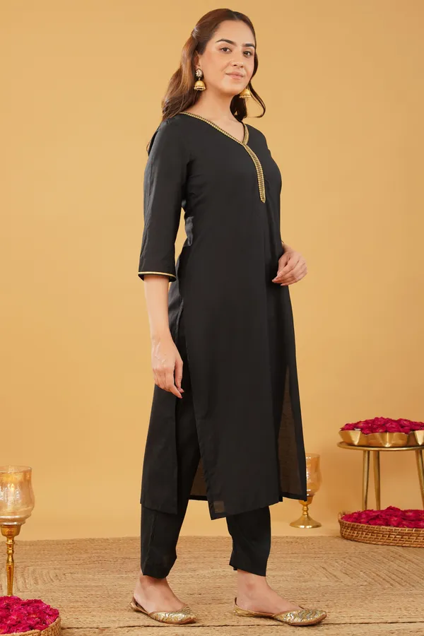 Black_Silk_Blend_Golden_Lace_Kurta_with_Pant(Set_of_2)