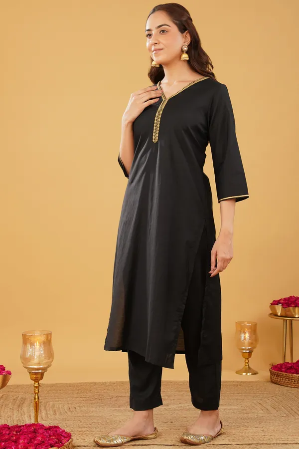 Black_Silk_Blend_Golden_Lace_Kurta_with_Pant(Set_of_2)