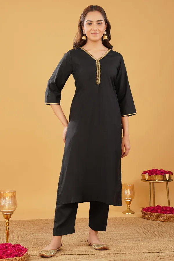 Black_Silk_Blend_Golden_Lace_Kurta_with_Pant(Set_of_2)