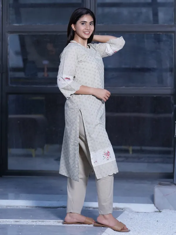 Brown_Cutwork_Embroidered_Cotton_Kurta_with_Cotton_Pant_-_Set_of_2_-_XXL