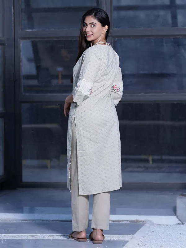 Brown_Cutwork_Embroidered_Cotton_Kurta_with_Cotton_Pant_-_Set_of_2_-_XXL