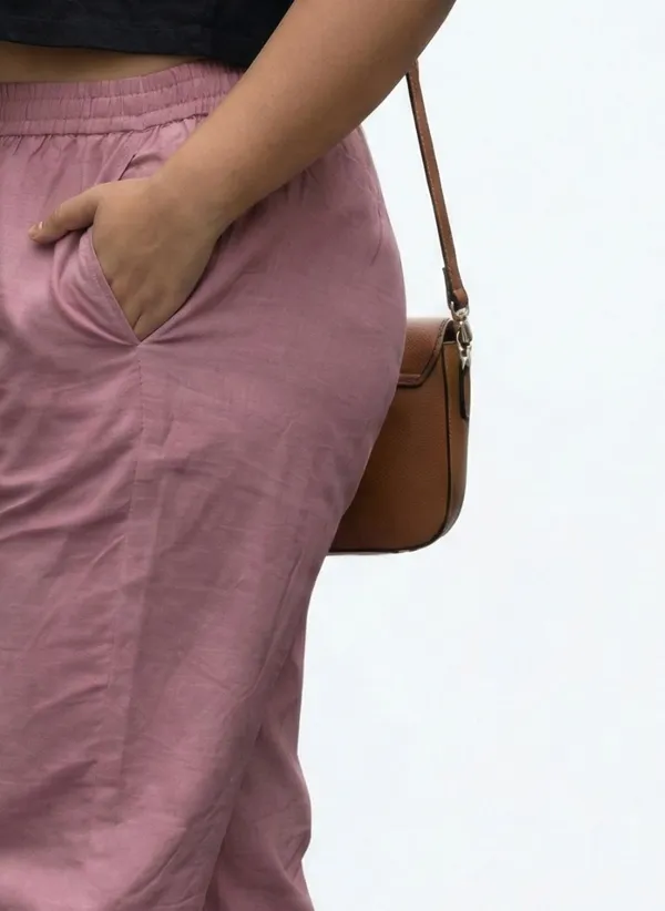 Curvy_Relaxed_Fit_Premium_Cotton_Pants