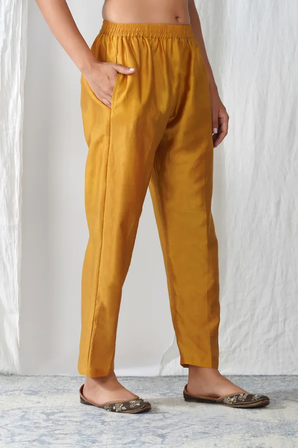 Women_Comfort_Fit_Premium_Cotton_Pant