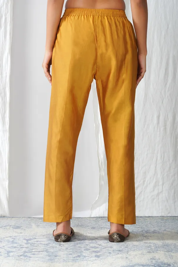 Women_Comfort_Fit_Premium_Cotton_Pant