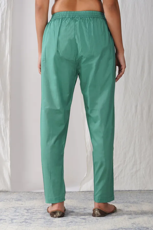 Women_Relaxed_Fit_Solid_Cotton_Pant