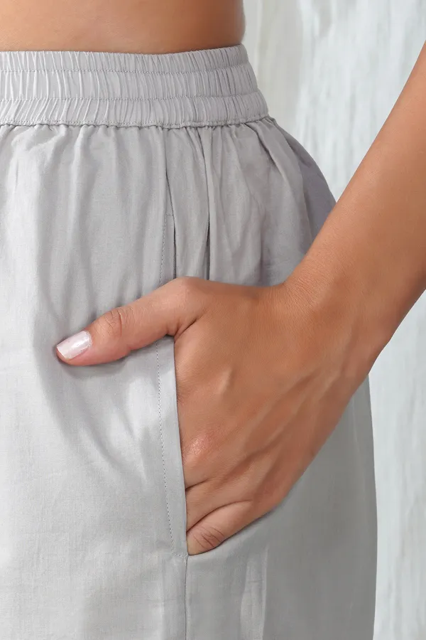 Women_Relaxed_Fit_Solid_Cotton_Pant
