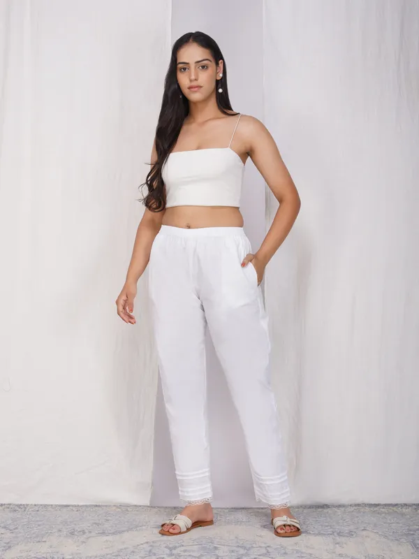 Women_Comfort_Fit_Mid-rise_Formal_Trousers