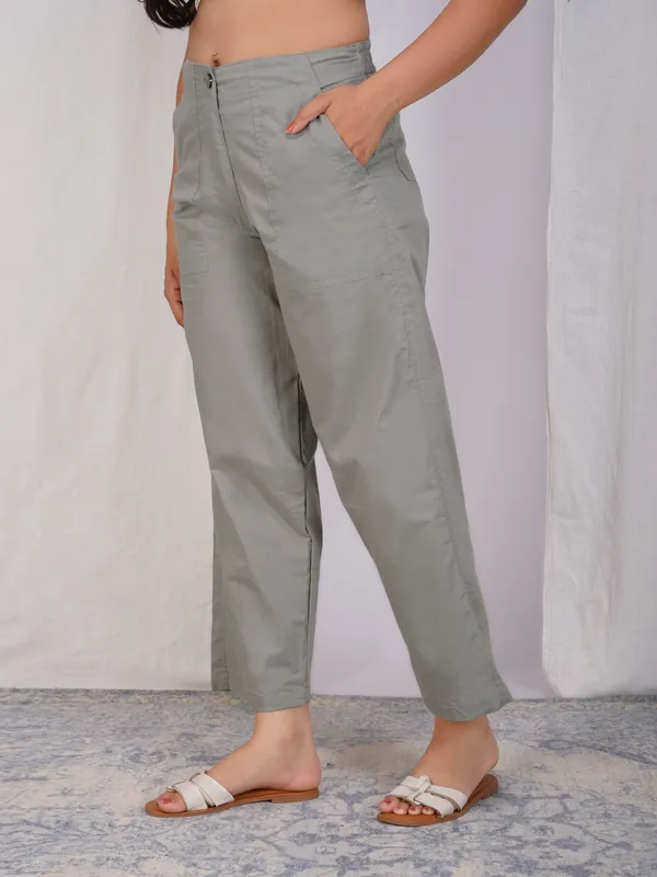 Grey_Cotton_Comfort_Fit_Mid-rise_Formal_Trouser_For_Women