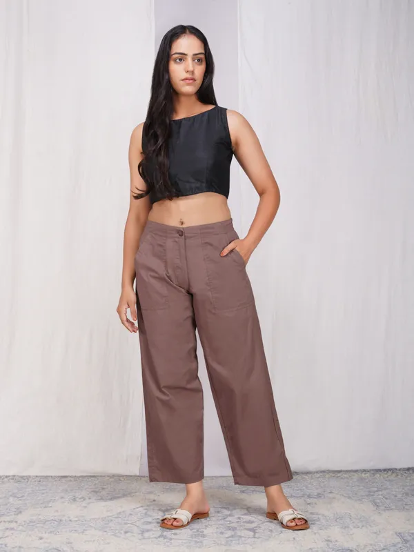 Women_Comfort_Fit_Mid-rise_Formal_Trousers