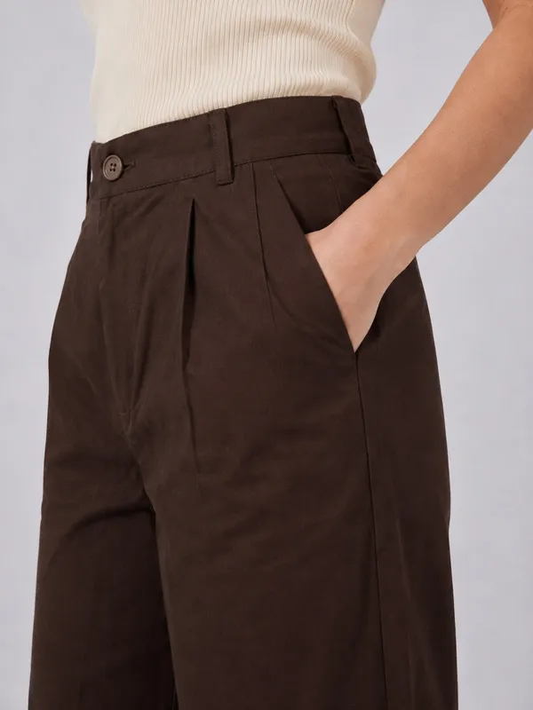 Signature_Cotton_Duck_Mid-rise_Trousers-_Non-Transparent_Office_Pants_with_Deep_Pockets