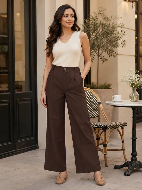 Signature_Cotton_Duck_Mid-rise_Trousers-_Non-Transparent_Office_Pants_with_Deep_Pockets