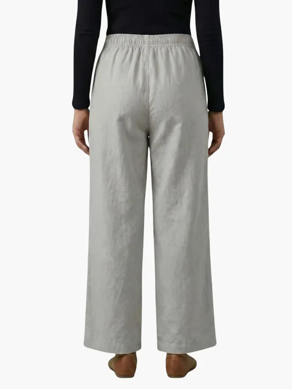 zuri_Women_Relaxed_Straight_Leg_High-Rise_Trousers