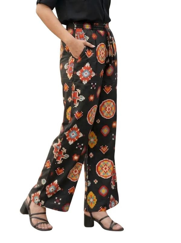 Black_Cotton_Comfort_Fit_Mid-rise_Formal_Trouser_For_Women
