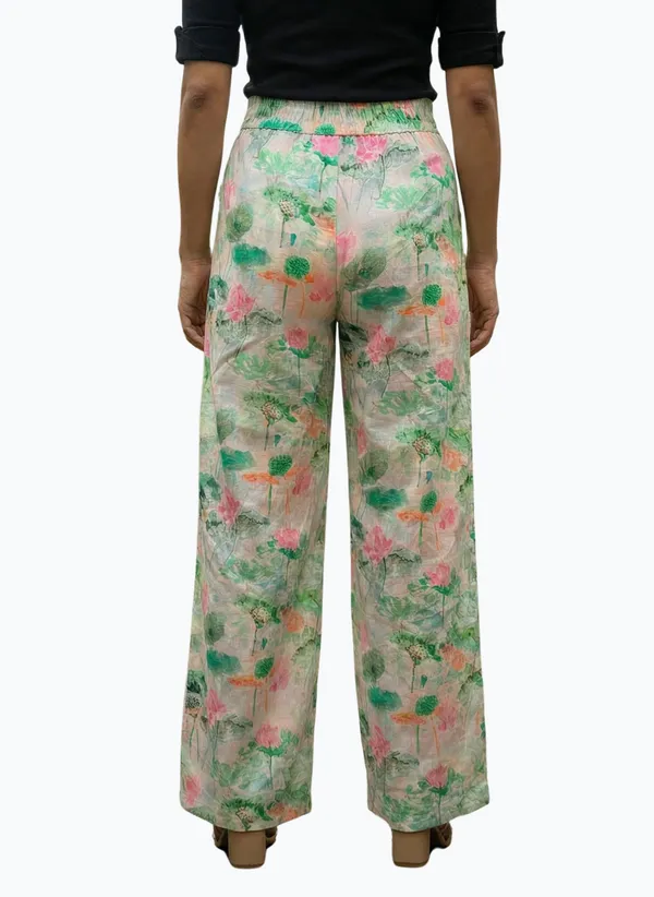 zuri_Women_Floral_Printed_Relaxed_Straight_Leg_Flared_High-Rise_Trousers