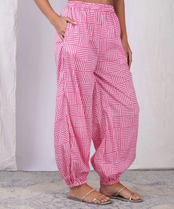 Relaxed_Fit_Balloon_Pants_with_Elasticated_Cuffs