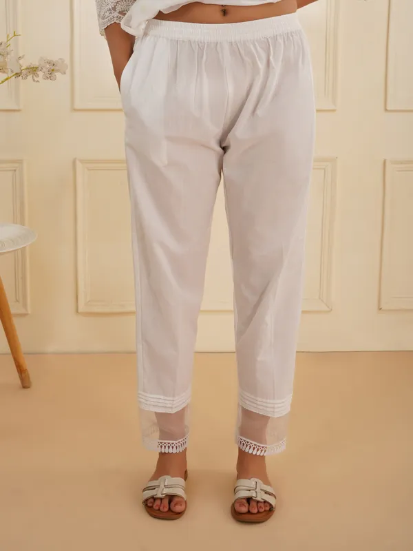 Premium_Organza_White_Shifli_Kurta_with_lace_pants