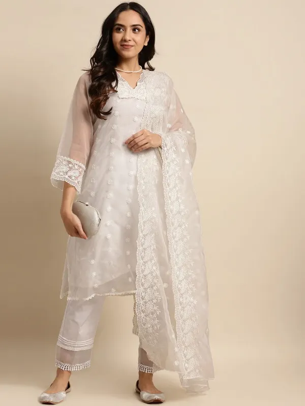 White_Embroidered_Organza_kurta_with_Inner_-_XXL