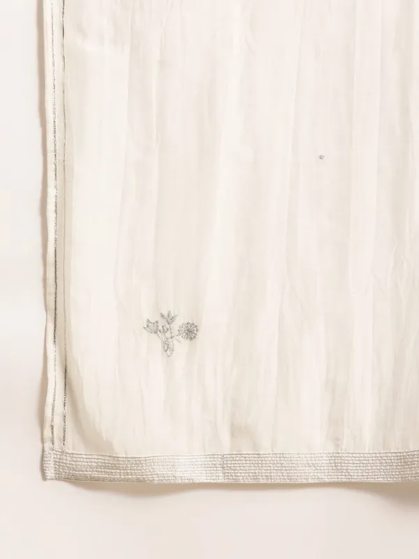 White_Resham_Embroidered_Crepe_Kurta_with_Embroidered_Pant_-_Set_of_2_-_XXL