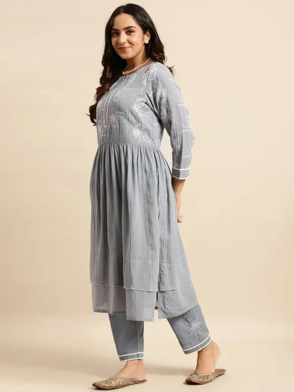 Grey_Embroidered_Cotton_Kurta_with_Embroidered_Pant_and_Dupatta_-_Set_of_3_-_XXL