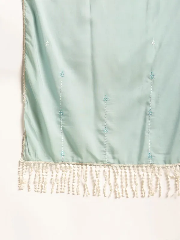 Sea_Green_Embroidered_Cotton_Kurta_with_Lace_Pant_-_Set_of_2_-_XXL