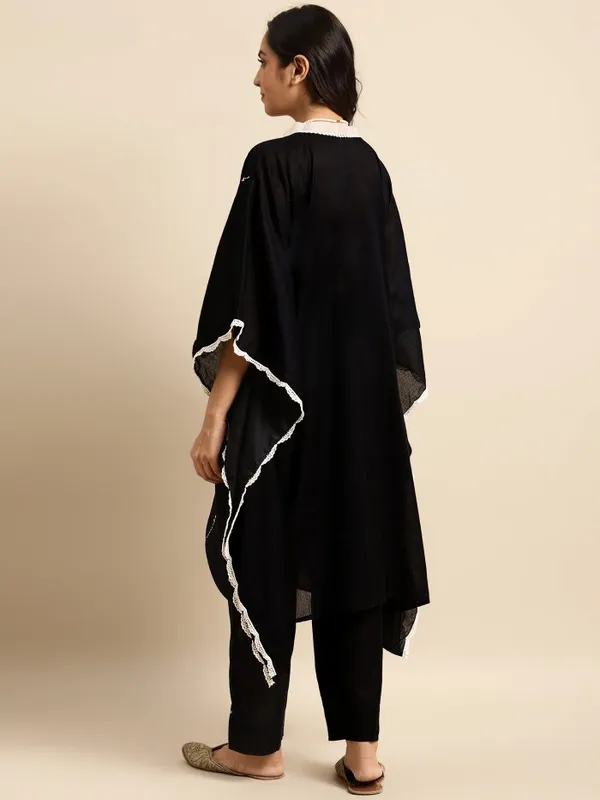 Black_Embroidered_Cotton_Kaftan_with_Embroidered_Pant_-_Set_of_2