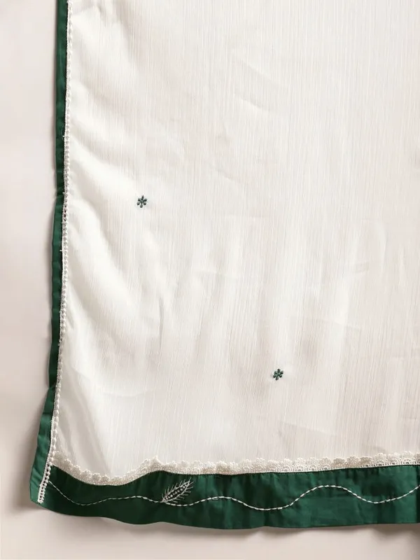 Royal_Green_Patch_Work_Embroidered_Cotton_Kurta_with_Embroidered_Pant_-_Set_of_2_-_XXL