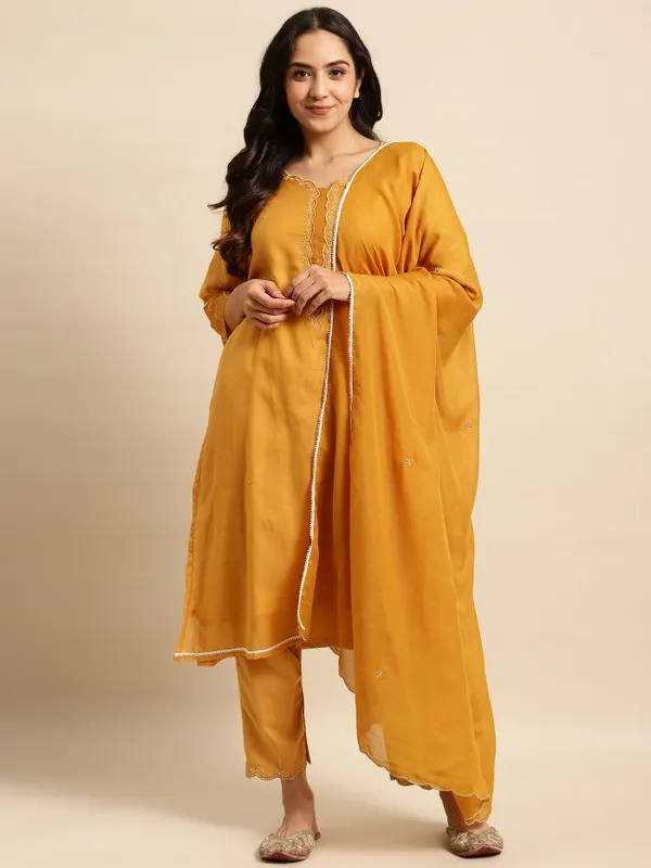 Mustard_Zari_Embroidered_Cotton_Silk_Kurta_with_Embroidered_Pant_-_Set_of_2_-_XXL