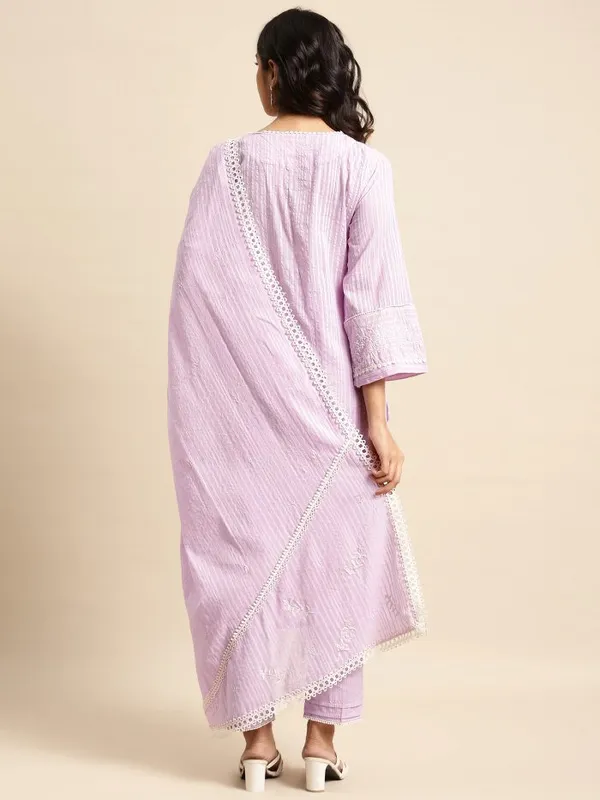 Purple_Pleated_Embroidered_Cotton_Kurta_-_XXL