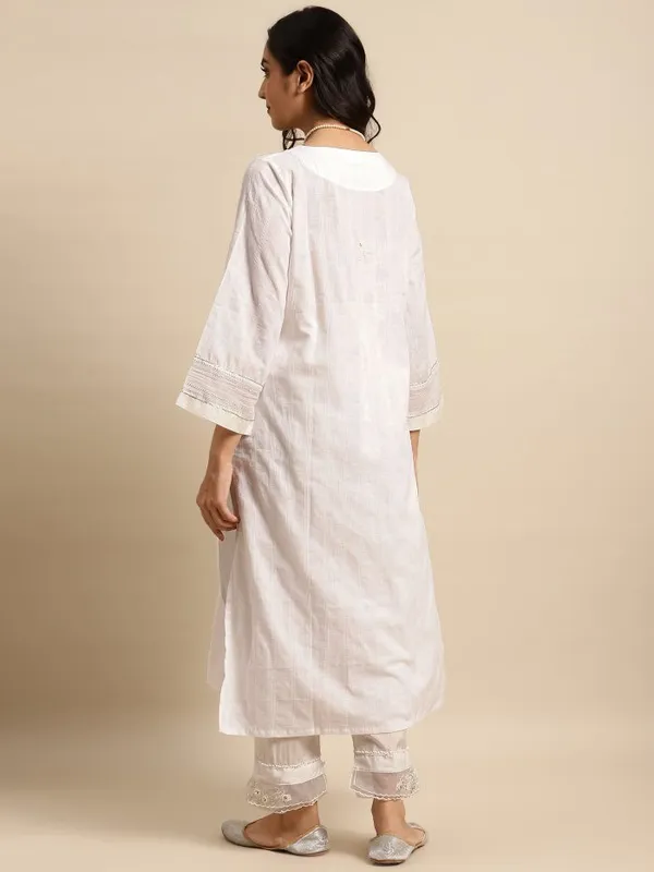 Wht_Cot_Zari_with_Pearl_Stud_Pant_Kurta_with_Pearl_Stud_Pant_-_Set_of_2_-_XXL