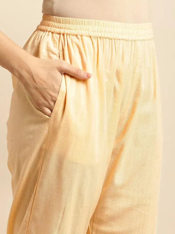 Yellow_Embroidered_Cotton_Kurta_with_Embroidered_Pant_-_Set_of_2_-_XXL