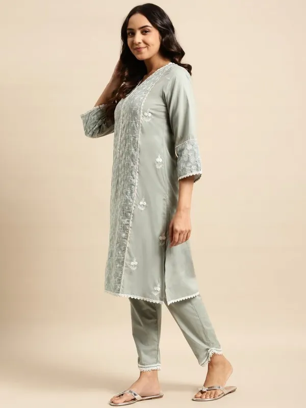 Olive_Green_Embroidered_Cotton_Kurta_-_XXL