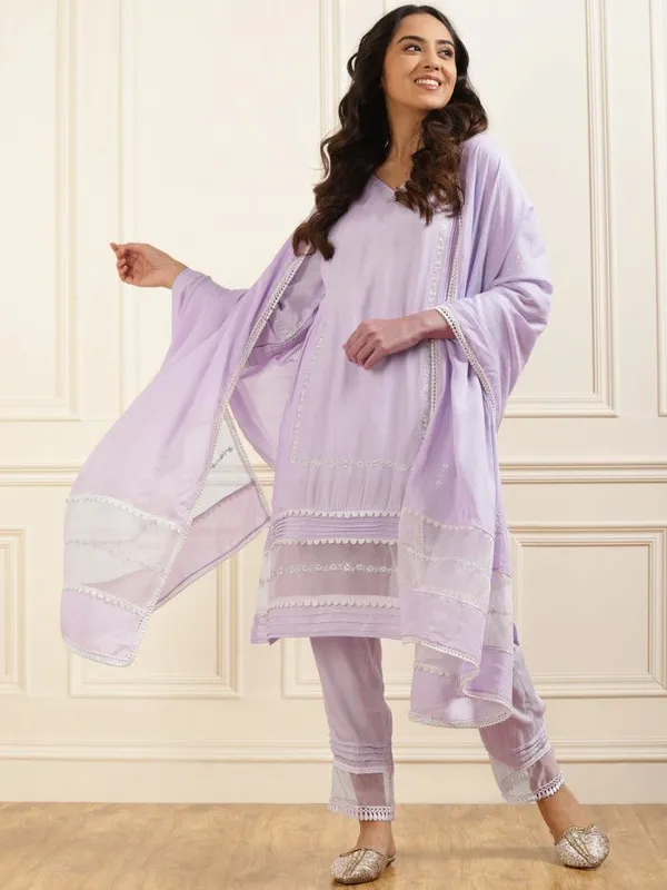 Purple_Zari_Embroidered_Silk_Kurta_with_Lace_Pant_and_Embroidered_Dupatta_-_Set_of_3_-_XXL