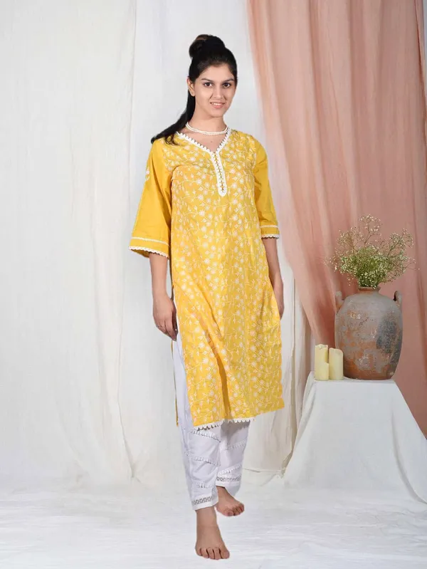 Yellow_Embroidered_Cotton_Kurta_with_Lace_Pant_-_Set_of_2_-_XXL