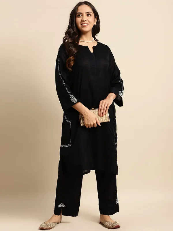Black_Cage_Embroidered_Cotton_Kurta_-_XXL