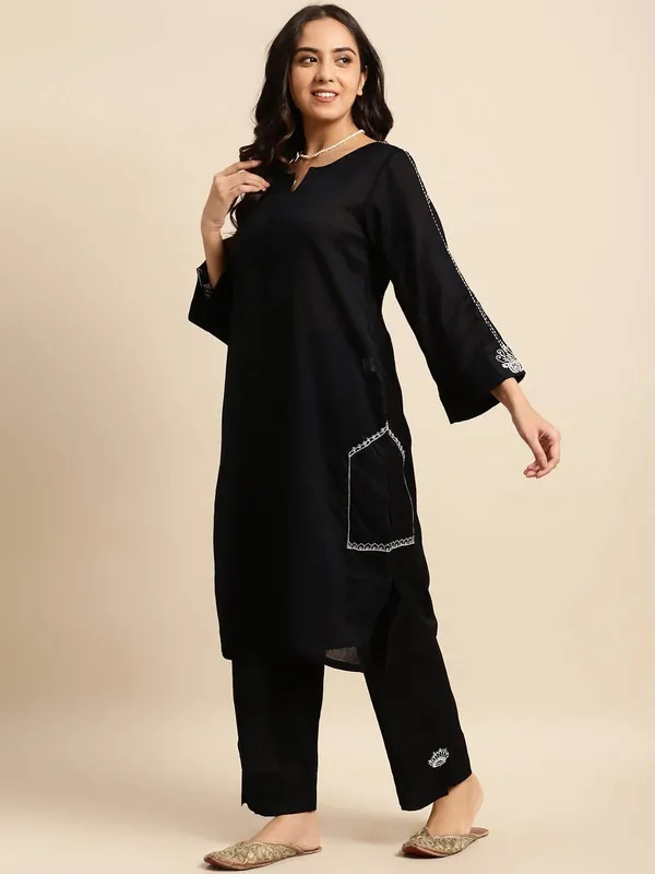 Black_Cage_Embroidered_Cotton_Kurta_-_XXL