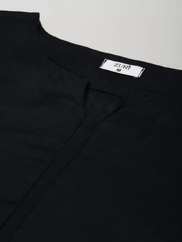 Black_Cage_Embroidered_Cotton_Kurta_-_XXL