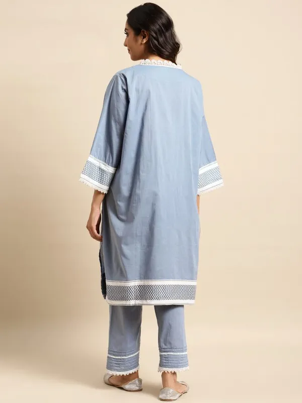 Blue_Handloom_Ikat_Cotton_Kurta_with_Pintuck_Pant_-_Set_of_2_-_XXL