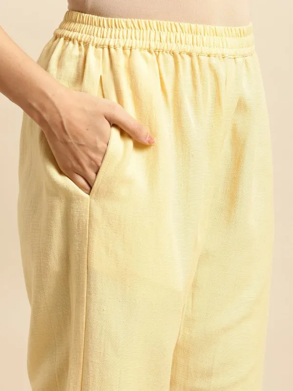 Yellow_Embroidered_Cotton_Kurta_with_Embroidered_Pant_-_Set_of_2_-_XXL