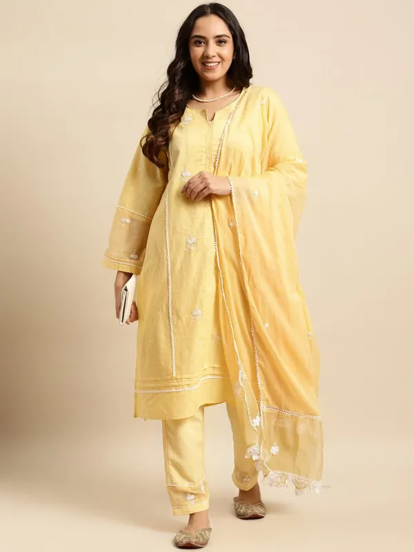 Yellow_Embroidered_Cotton_Kurta_with_Embroidered_Pant_and_Dupatta_-_Set_of_3_-_XXL