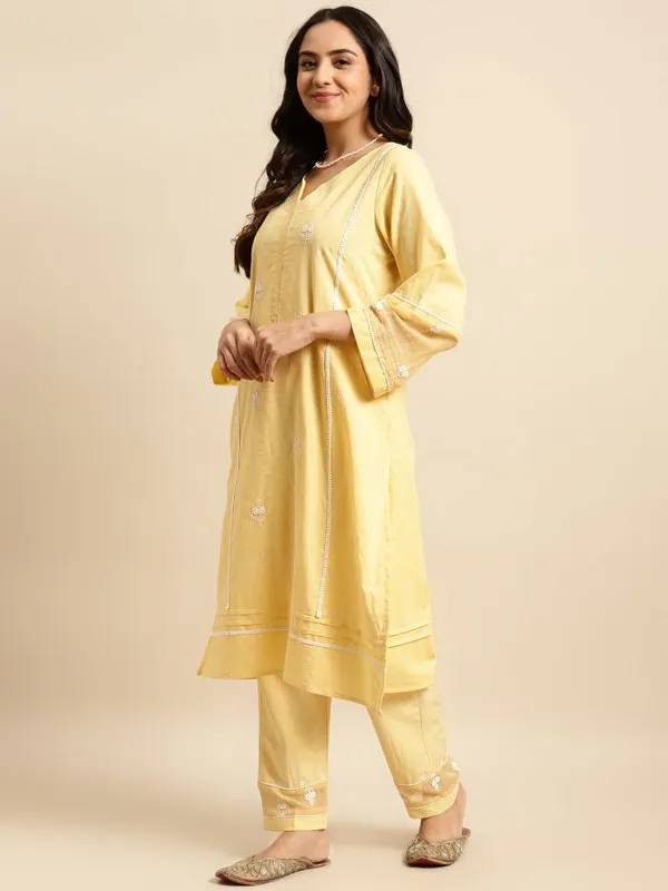 Yellow_Embroidered_Cotton_Kurta_-_XXL