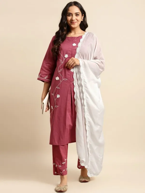 Maroon_3D_Patch_Work_Embroidered_Cotton_Kurta_-_XXL