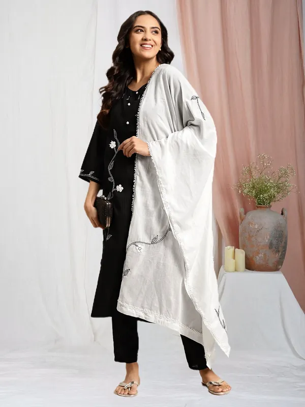 Black_3D_Patch_Work_Embroidered_Cotton_Kurta_with_Embroidered_Pant_and_Dupatta_-_Set_of_3_-_XXL