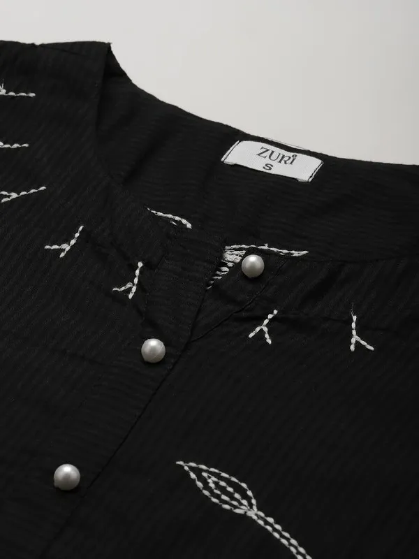 Black_3D_Patch_Work_Embroidered_Cotton_Kurta_with_Embroidered_Pant_and_Dupatta_-_Set_of_3_-_XXL