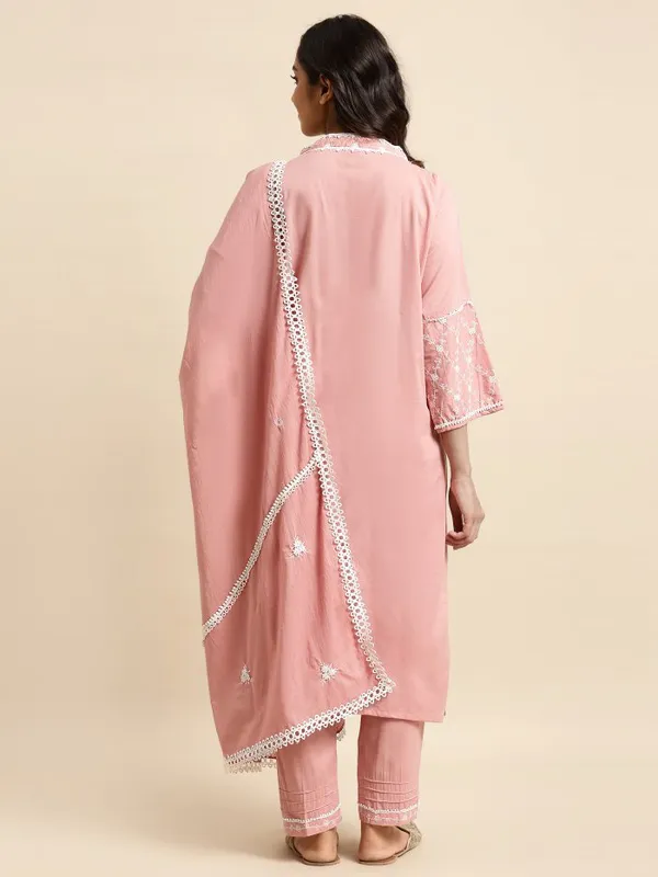 Salmon_Embroidered_Cotton_Kurta_with_Pintuck_Pant_and_Embroidered_Dupatta_-_Set_of_3_-_XXL
