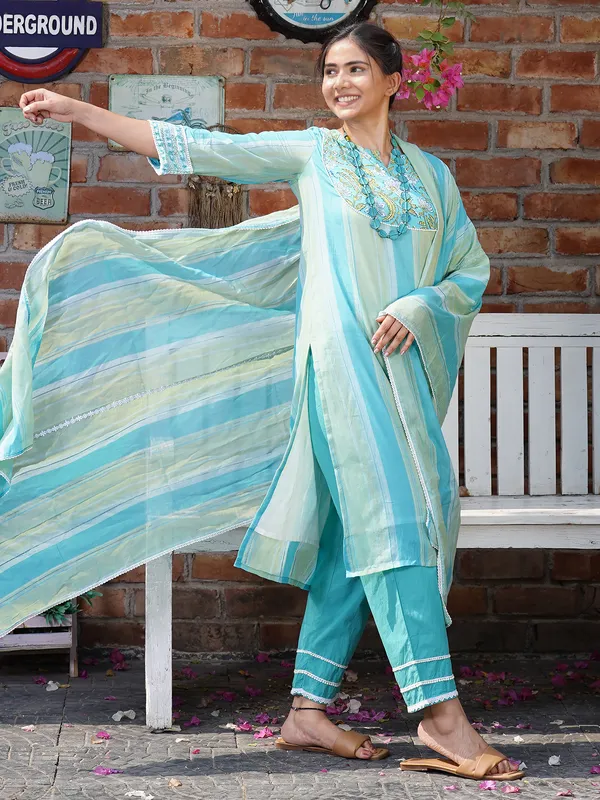 Blue_Green_Printed_Cotton_Kurta_Paired_With_Lace_Pant_and_Dupatta-_Set_of_3_-_XXL
